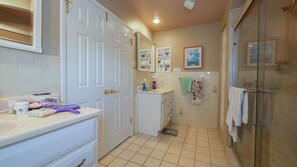 Shower, towels
