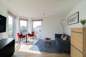 1 Bedroom Apartment | Living area | 50-inch Smart TV with digital channels, TV - PREMIER SUITES Edinburgh Fountain Court (Edinburgh)