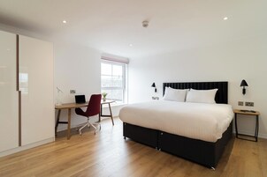 2 Bedroom Deluxe Apartment
