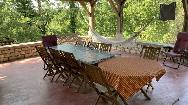 Outdoor dining