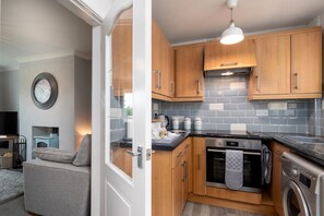 Interior - Pebbles Reach - Two Bedroom Cottage, Sleeps 4 (Llanddulas)