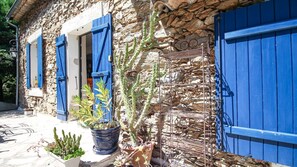 Exterior detail - Bastide nestled in the heart of nature (La Garde-Freinet)