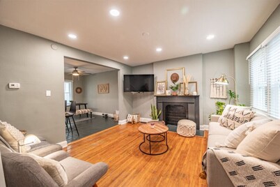 Short North Gem | WiFi, Kitchen & Patio