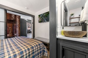 Strykejern/-brett, reiseseng for barn, wi-fi (inkludert) og sengetøy