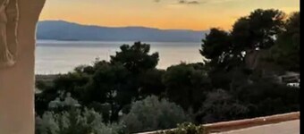 Country house by the Sea 200m with garden