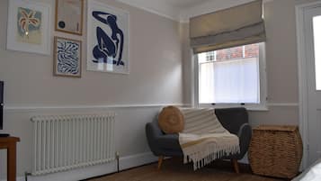 Romantic Cottage | Living area | 42-inch Smart TV with digital channels, TV