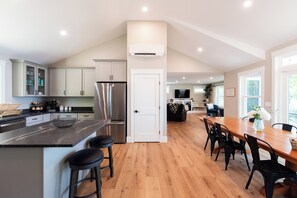 Interior - 37(B)Shore Road Raymond Maine - Dragonfly Landing (Raymond)