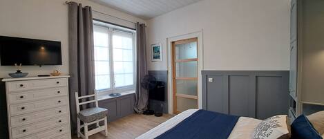 1 Schlafzimmer, Bügeleisen/Bügelbrett, Reisekinderbett, kostenloses WLAN