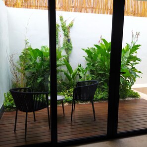 Junior Double Room, Garden View | Courtyard view - Hotel Sutuk (Valladolid)