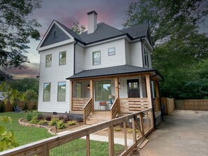 Exterior - Walkable Upscale In East Lake (Atlanta)