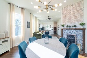 Dining - Walkable Upscale In East Lake (Atlanta)