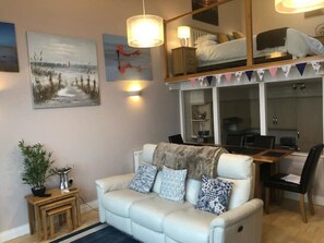 Smart TV, DVD player