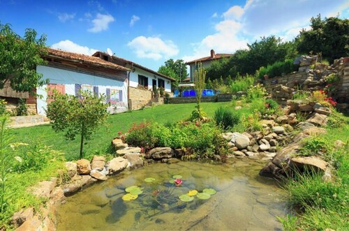 Seven Bedrooms House