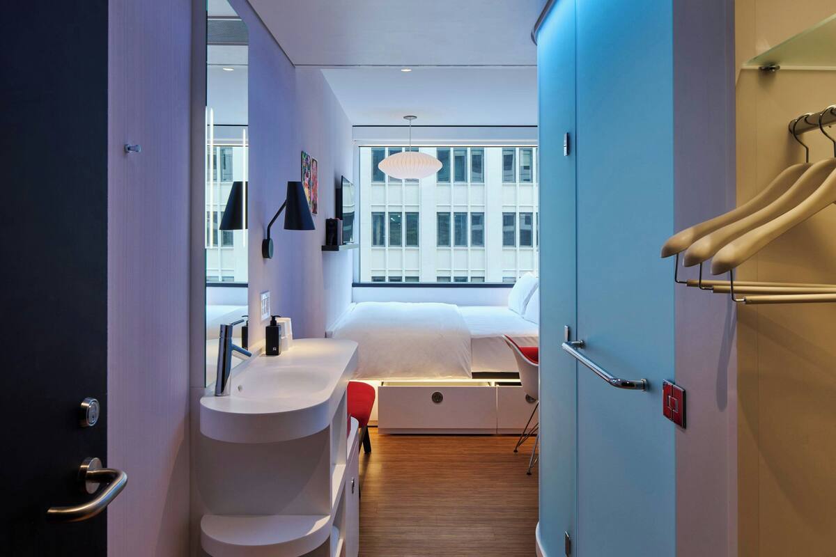 Premium bedding, pillowtop beds, in-room safe, desk