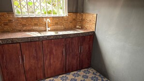 Departamento básico | Cocina privada
