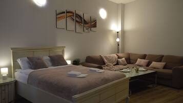 1 chambre, fer et planche Ă repasser, Wi-Fi gratuit, draps fournis