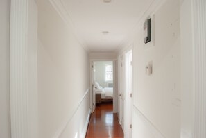 2 bedrooms, desk, iron/ironing board, free WiFi - Large 2 BR, private floor with own entry in Bushwick home, Free Parking on site (Brooklyn)
