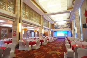 Restaurant - Censhan Hotel (Hengfeng)