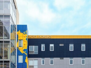 Exterior - voco Fiorello - LaGuardia Airport by IHG (College Point)