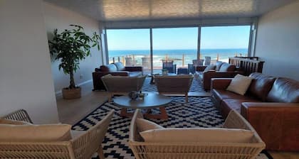 Lambertsbay Beachfront!