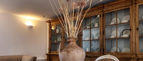 Vila exclusiva | Área de estar | TV 43 polegadas com canais digitais, pisos aquecidos