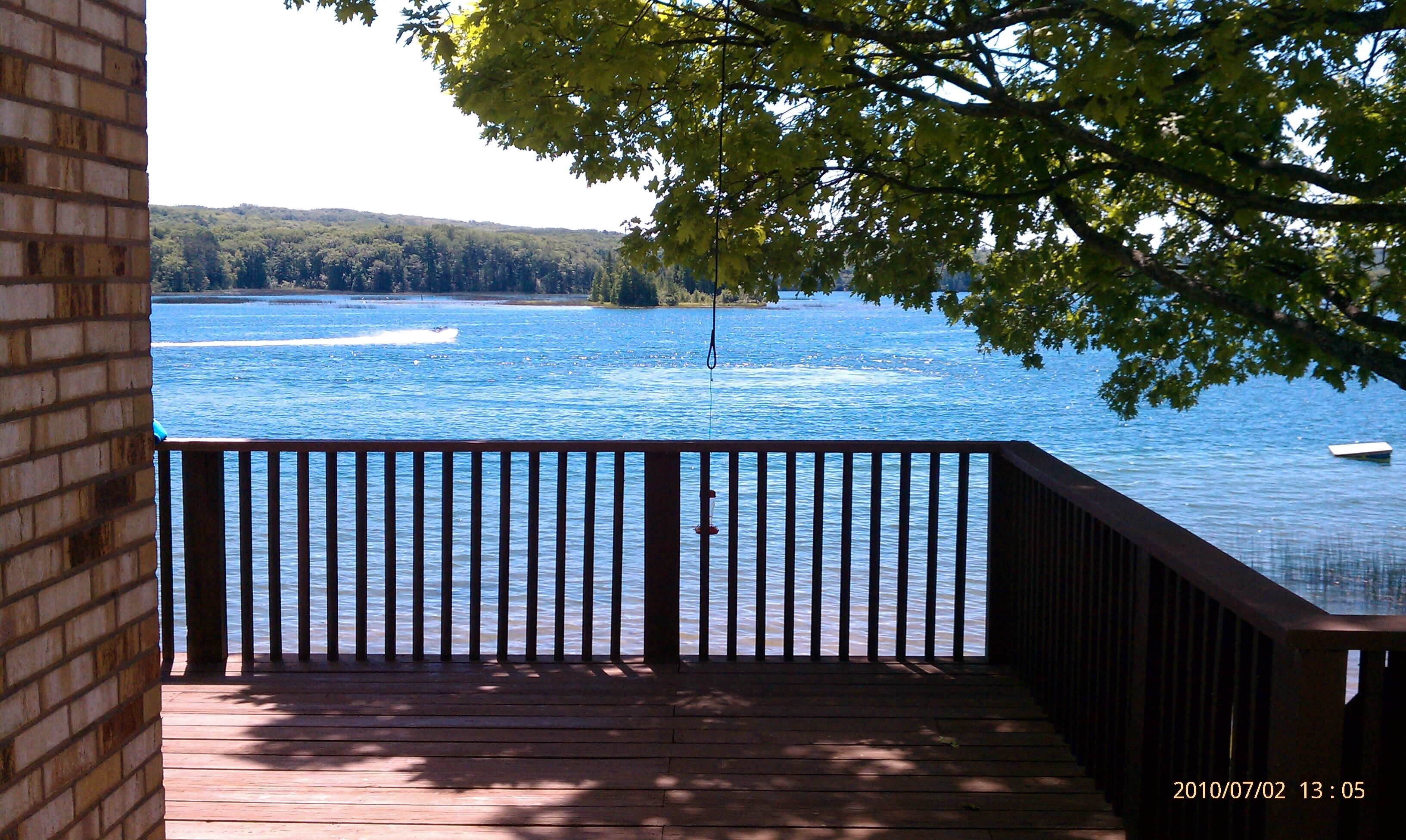 Off the beaten path! 4 bedroom lakefront home
