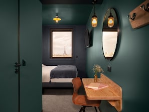 Ylelliset vuodevaatteet, pimennysverhot, äänieristys