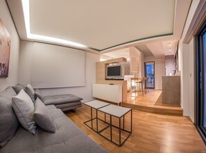 Een flatscreentelevisie
