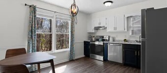 Cliffs by The River, Sleeps 4