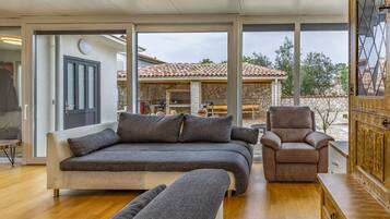 House (Vera - with pool - H(4+1)) | Living room
