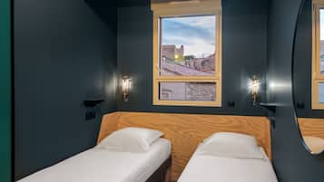 Twin Room | Soundproofing, free WiFi, bed sheets
