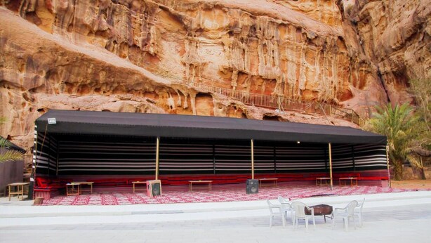 Deluxe Double Room | Living area - jabal burdah camp (Wadi Rum)