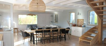 Superb Belliloise house - high standing