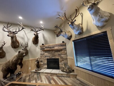 SPORTSMAN'S PARADISE