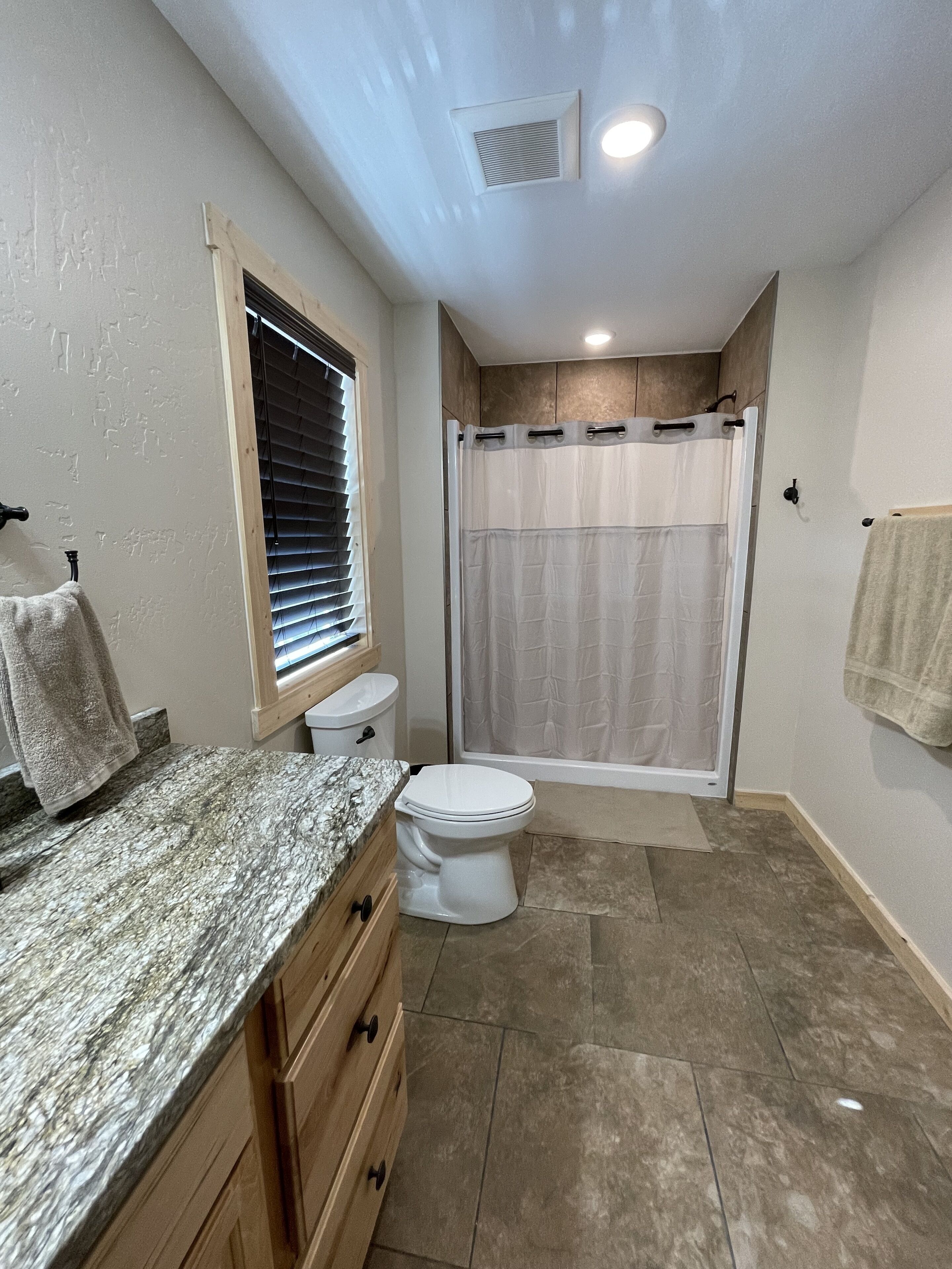 Dutxa, tovalloles i paper higiènic 