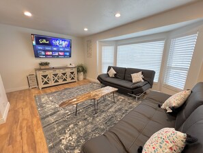 スマートテレビ、暖炉