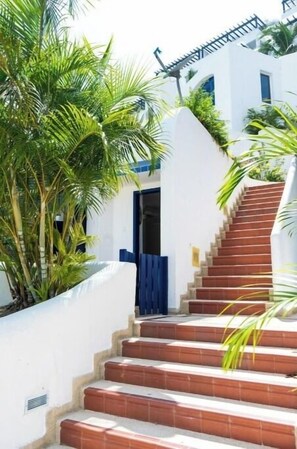 Property grounds - Beautiful Remodeled Apartment 2 Rooms WIFI (Same)