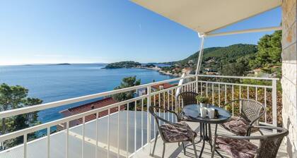 Apartment with balcony and sea view- Tangerine