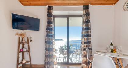 Apartment with balcony and sea view- Tangerine