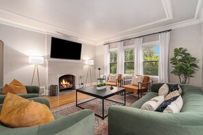 TV, fireplace, offices