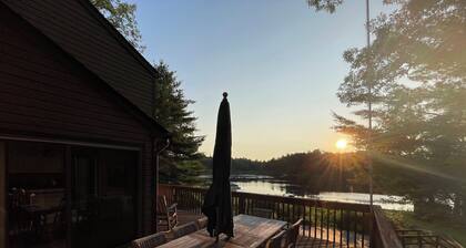 Private Lakefront on Fairview Lake - Sleeps 6-8