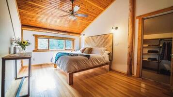 4 makuuhuonetta, silitysrauta/-lauta, vauvan matkasänky, ilmainen Wi-Fi