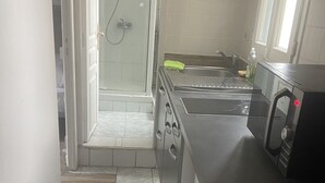 Studio | Private kitchen | Coffee/tea maker - RENT APPART - COLOMBES (Colombes)