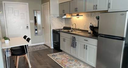 Twin Oaks Extended Stay One Bedroom - 2817 Apt 6