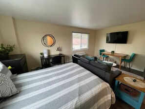 Desk, iron/ironing board, free WiFi, bed sheets