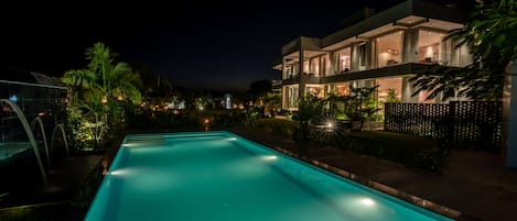 Utomhuspool