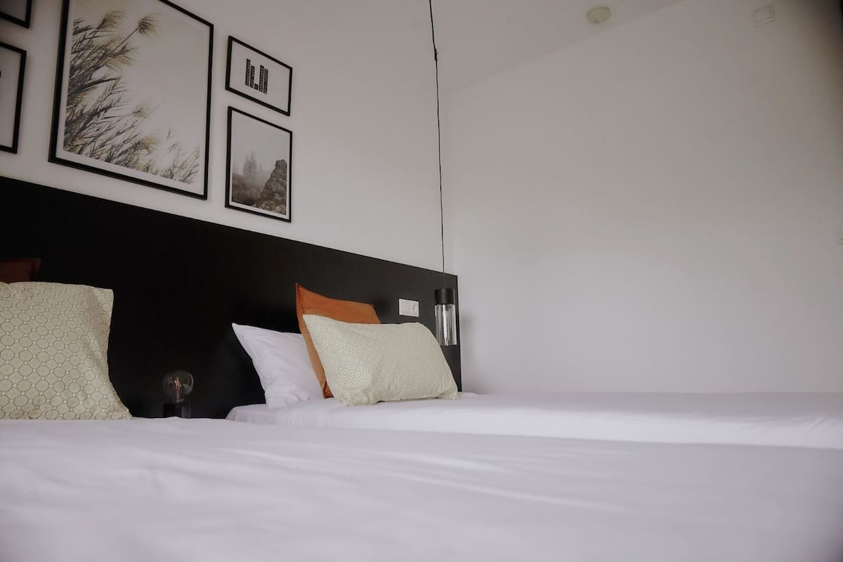 Dreibettzimmer, Stadtblick