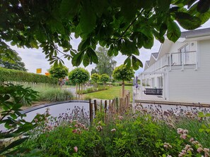 Property grounds - Beach house with large Garden, family friendly clos to the baltic sea (Oldenburg in Holstein)