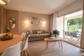 Smart-TV, Tischtennisplatte