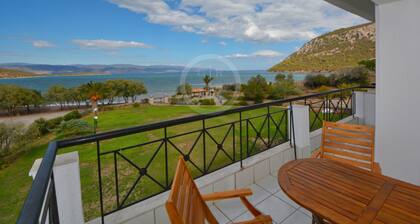 Vasiliki, a perfect 2 bedroom apartment on a sandy beach
